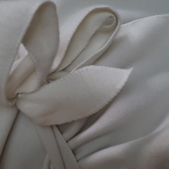 Pretty Little Thing White Coat - Picture 3 of 3